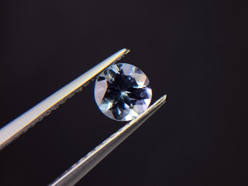 ZO-11　ゾイサイト　0.64ct