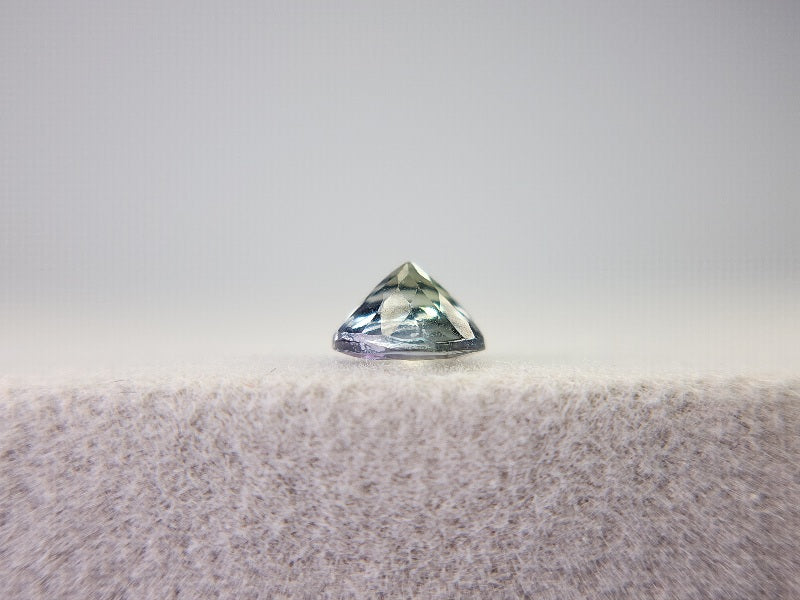 ZO-19　ゾイサイト　0.47ct