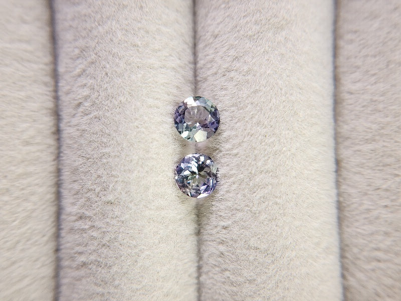 SET2-ZO-7　ゾイサイト2石セット　計0.99ct