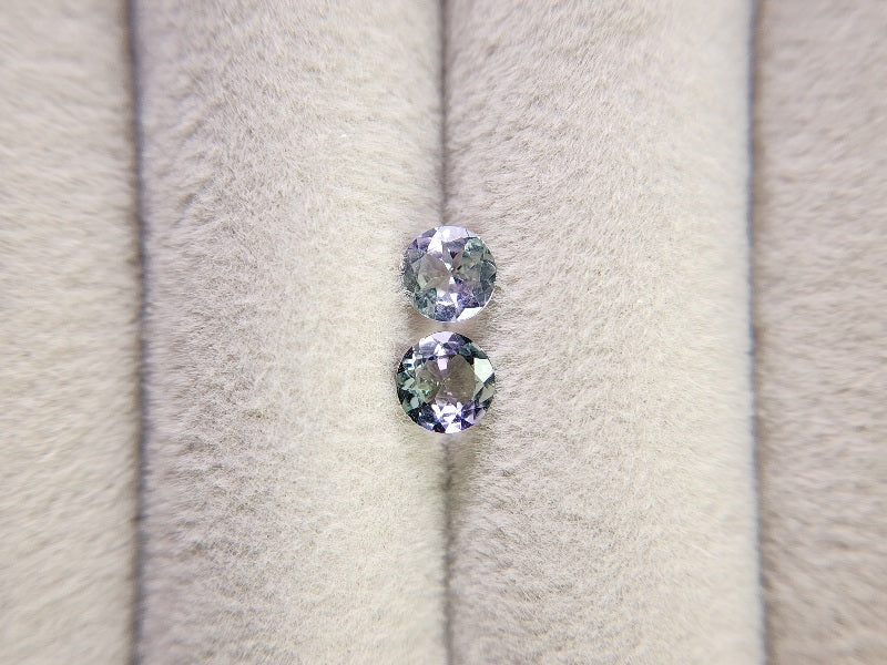 SET2-ZO-9　ゾイサイト2石セット　計0.94ct