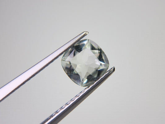 gBE-14　グリーンベリル　0.74ct