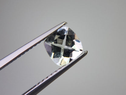 gBE-16　グリーンベリル　0.72ct