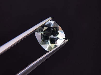 gBE-16　グリーンベリル　0.72ct