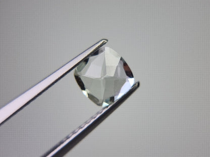 gBE-16　グリーンベリル　0.72ct