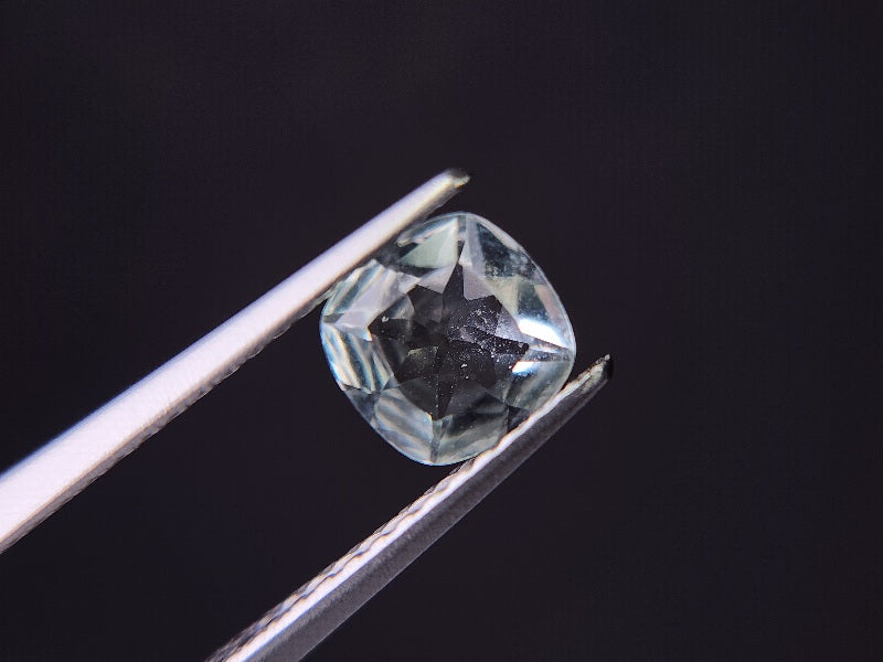 gBE-17　グリーンベリル　0.65ct