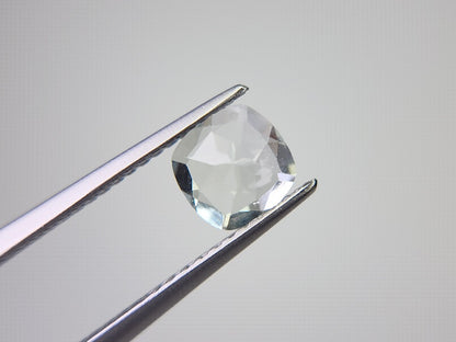 gBE-17　グリーンベリル　0.65ct