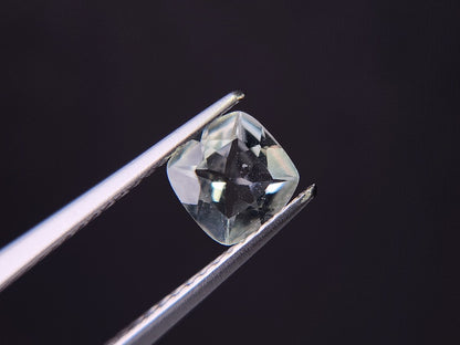gBE-19　グリーンベリル　0.63ct