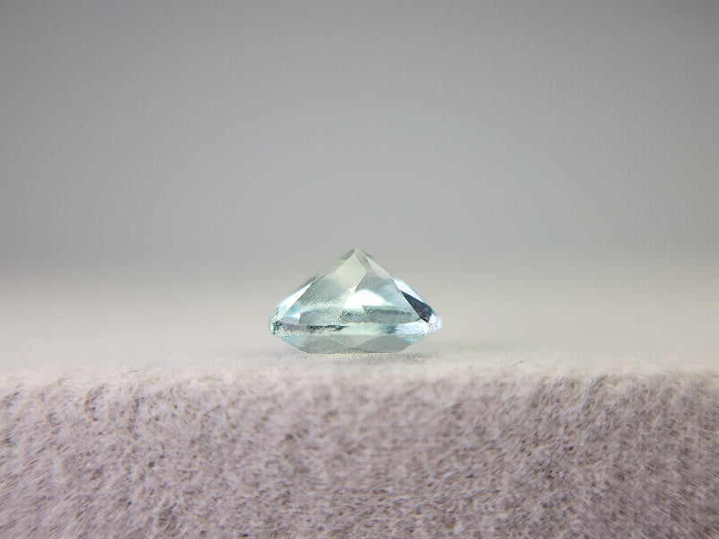gBE-11　グリーンベリル　0.77ct