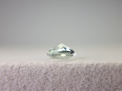 gBE-12　グリーンベリル　0.77ct