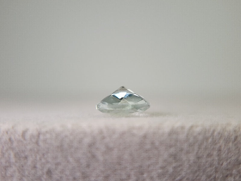 gBE-15　グリーンベリル　0.72ct