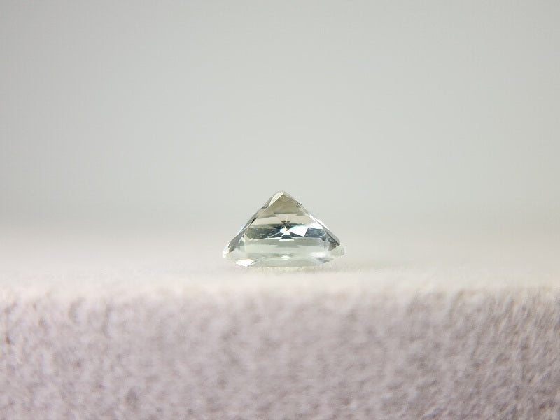gBE-16　グリーンベリル　0.72ct