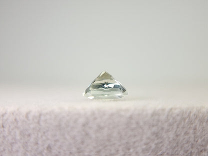 gBE-16　グリーンベリル　0.72ct