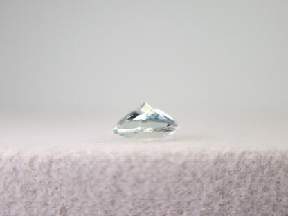 gBE-17　グリーンベリル　0.65ct