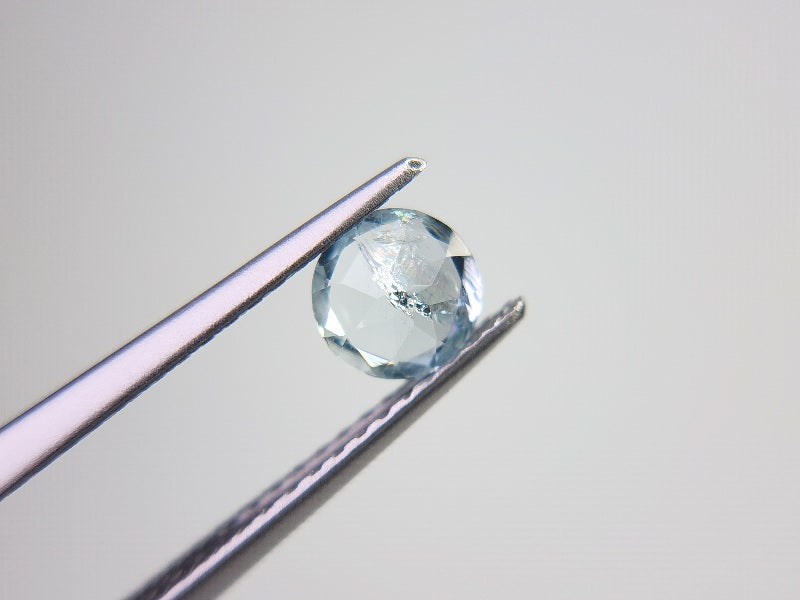 gBE-76　グリーンベリル　0.45ct