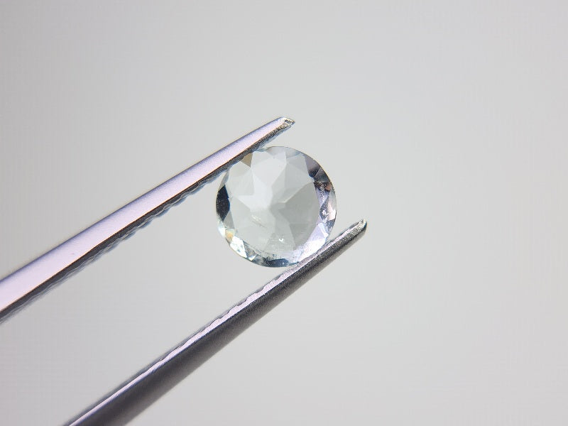 gBE-83　グリーンベリル　0.43ct