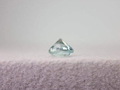 gBE-73　グリーンベリル　0.45ct