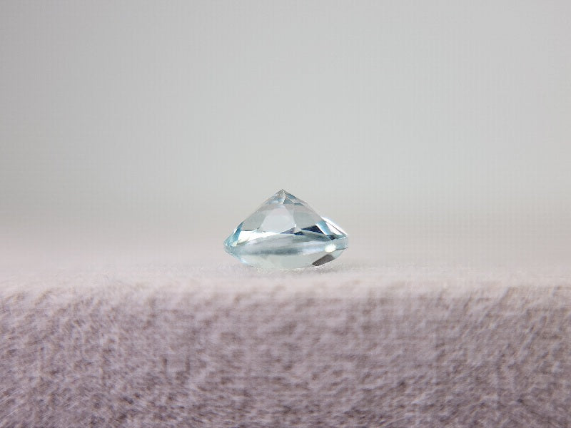 gBE-74　グリーンベリル　0.45ct