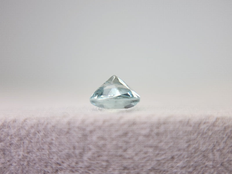 gBE-81　グリーンベリル　0.44ct