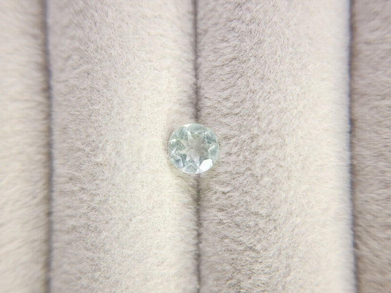 gBE-80　グリーンベリル　0.44ct