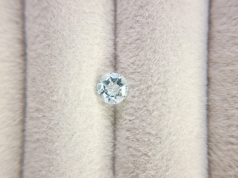 gBE-82　グリーンベリル　0.43ct