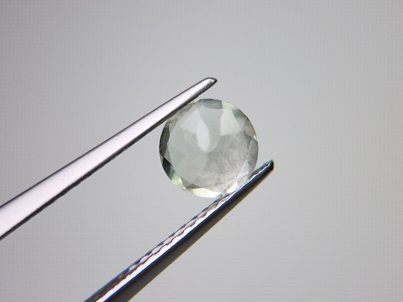 gBE-36　グリーンベリル　0.74ct