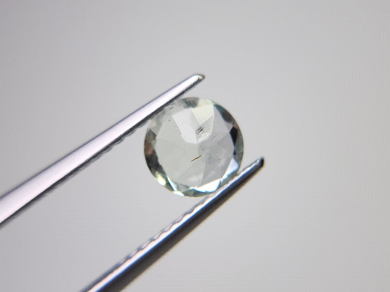 gBE-38　グリーンベリル　0.74ct