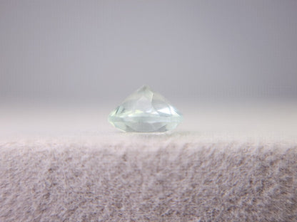 gBE-31　グリーンベリル　0.77ct