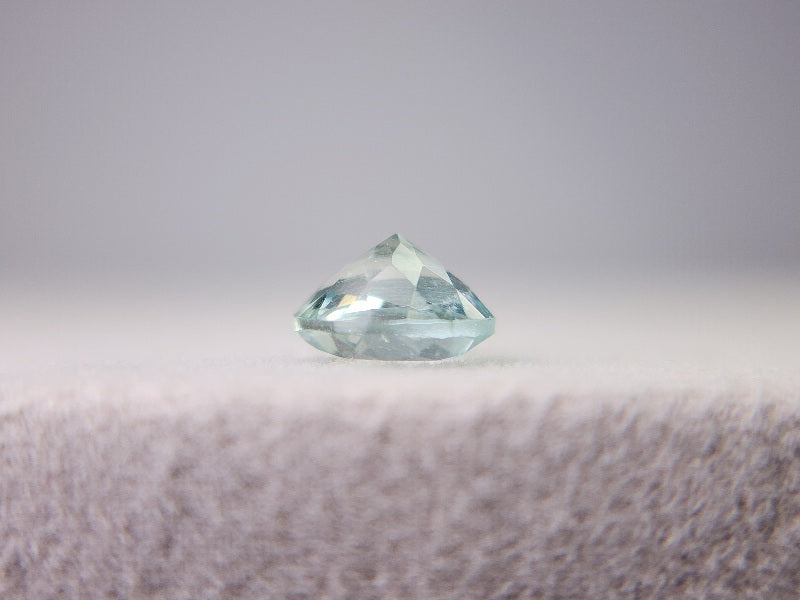 gBE-35　グリーンベリル　0.75ct