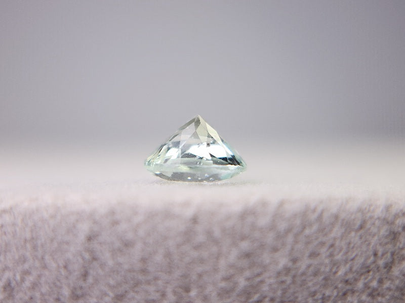 gBE-39　グリーンベリル　0.73ct