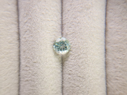 gBE-32　グリーンベリル　0.75ct