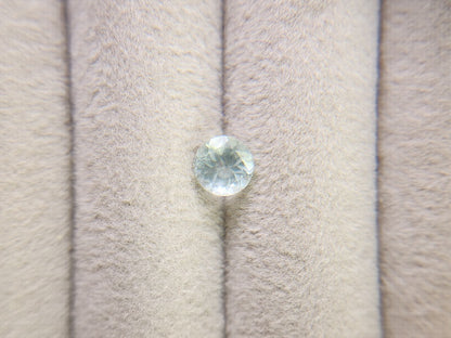gBE-33　グリーンベリル　0.75ct