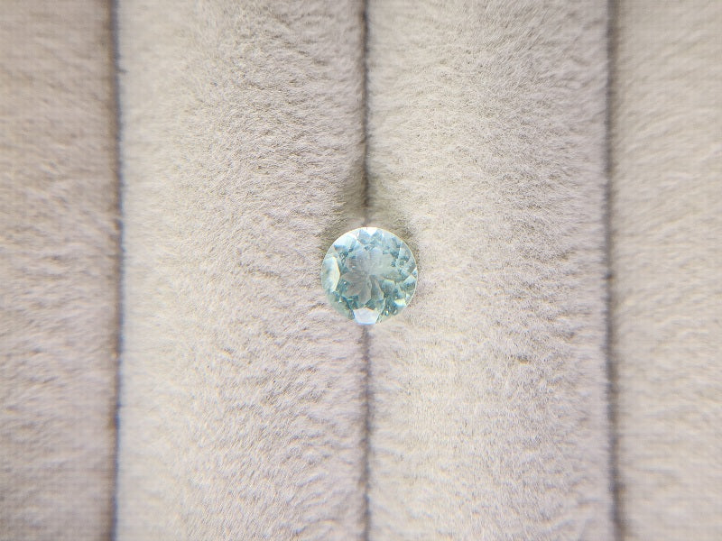 gBE-35　グリーンベリル　0.75ct