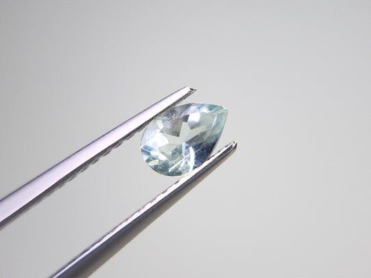 gBE-121　グリーンベリル　0.33ct
