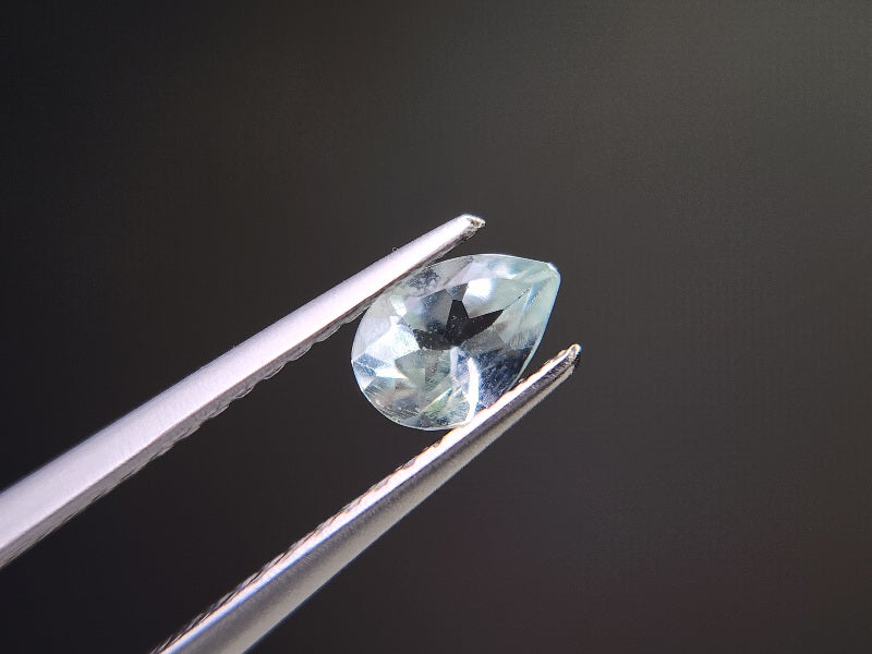 gBE-121　グリーンベリル　0.33ct