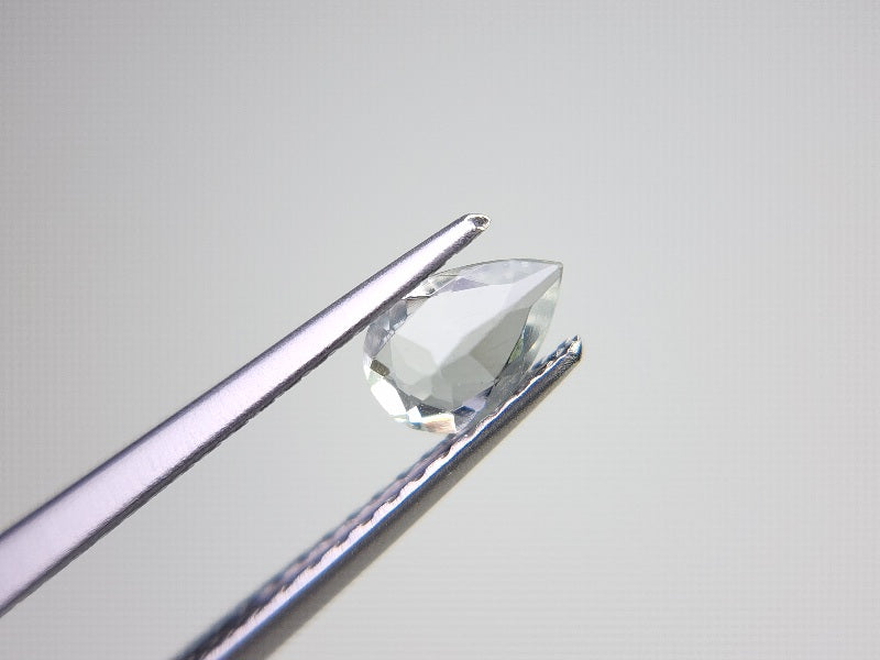 gBE-122　グリーンベリル　0.33ct