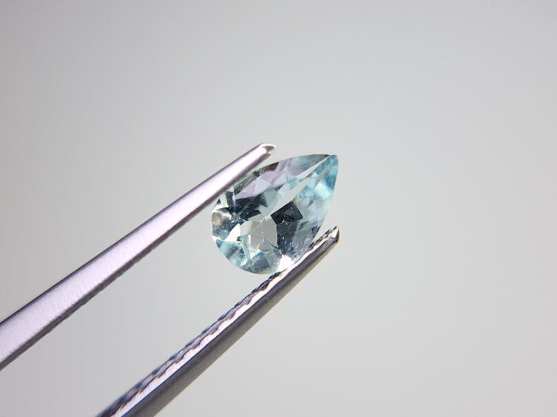 gBE-123　グリーンベリル　0.33ct