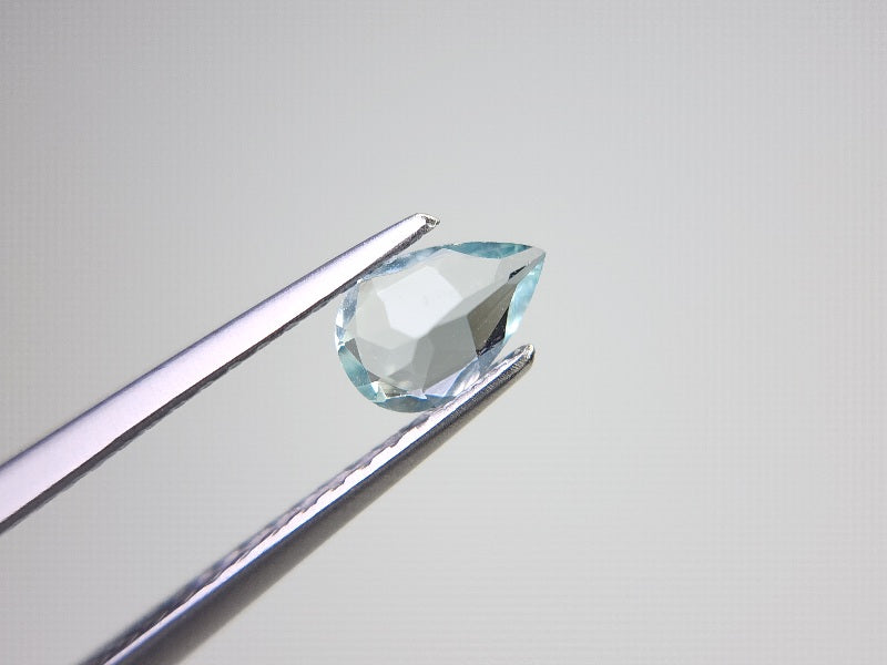 gBE-123　グリーンベリル　0.33ct