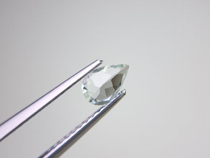 gBE-128　グリーンベリル　0.32ct