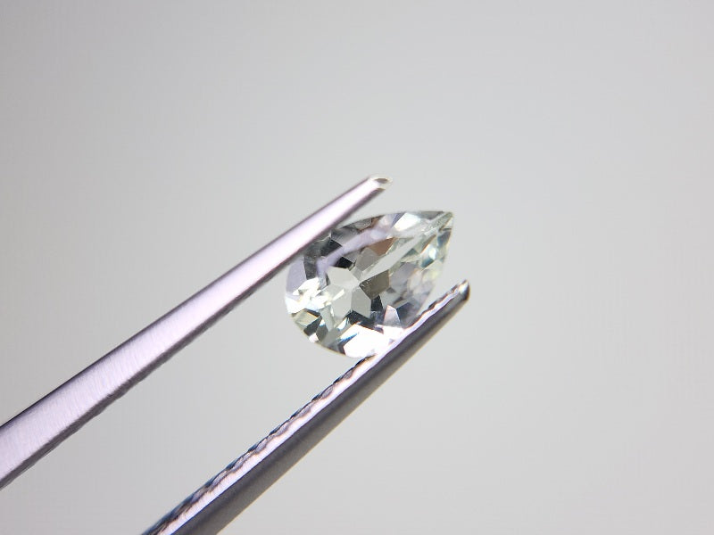 gBE-129　グリーンベリル　0.32ct