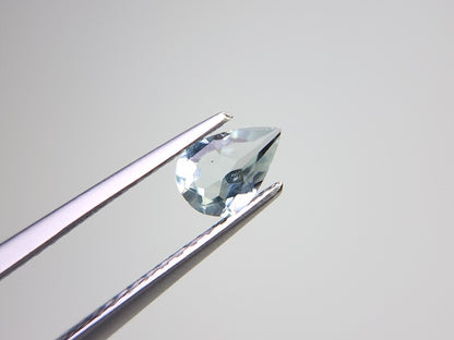 gBE-130　グリーンベリル　0.31ct