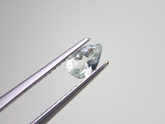 gBE-131　グリーンベリル　0.31ct