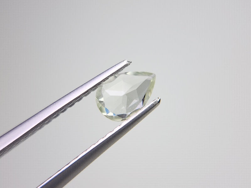 gBE-134　グリーンベリル　0.29ct