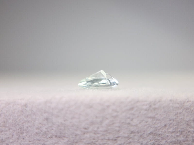 gBE-124　グリーンベリル　0.32ct