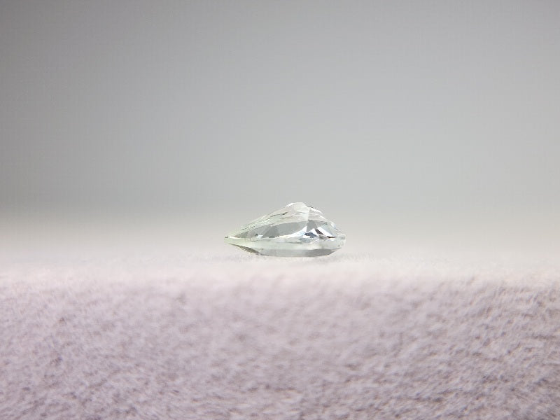 gBE-128　グリーンベリル　0.32ct