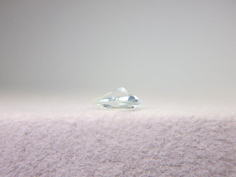 gBE-130　グリーンベリル　0.31ct