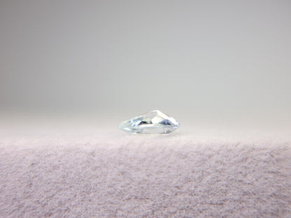 gBE-135　グリーンベリル　0.39ct