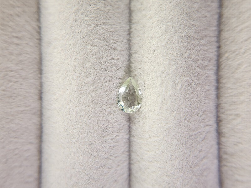 gBE-134　グリーンベリル　0.29ct