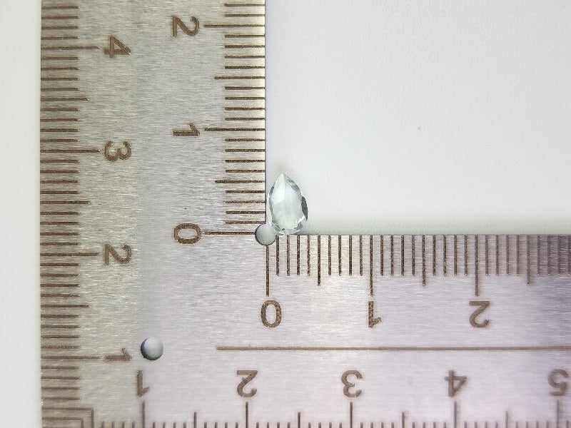gBE-126　グリーンベリル　0.32ct