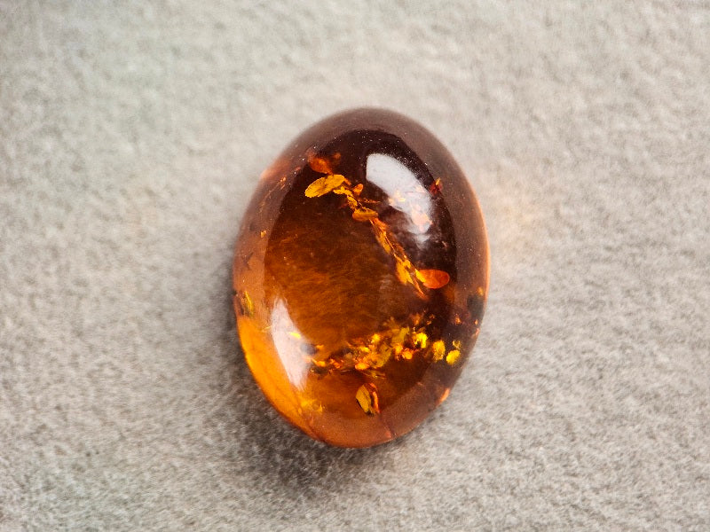 KHK-9　琥珀　3.38ct