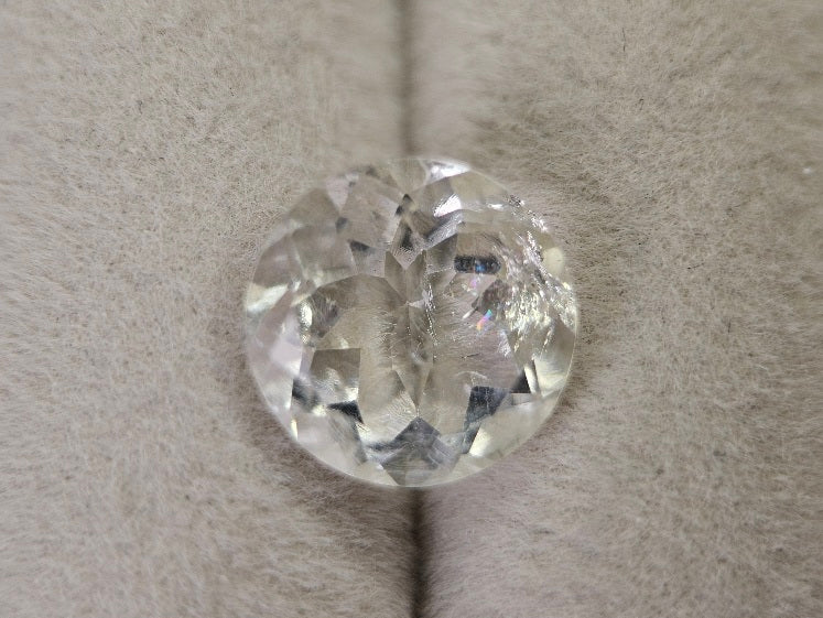 HOP-10　虹入り！ハイアライトオパール　2.69ct